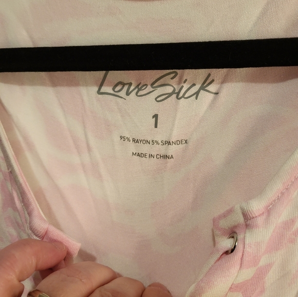 Torrid love sick tank top - Picture 4 of 4